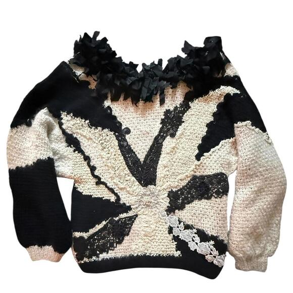 Vintage Abstract Black & Cream Knit Sweater Ribbon Collar Detail M/L - Picture 2 of 5